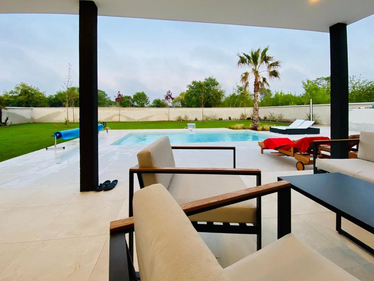 Villa Eni Medulin Sisan Heated Pool Exteriér fotografie