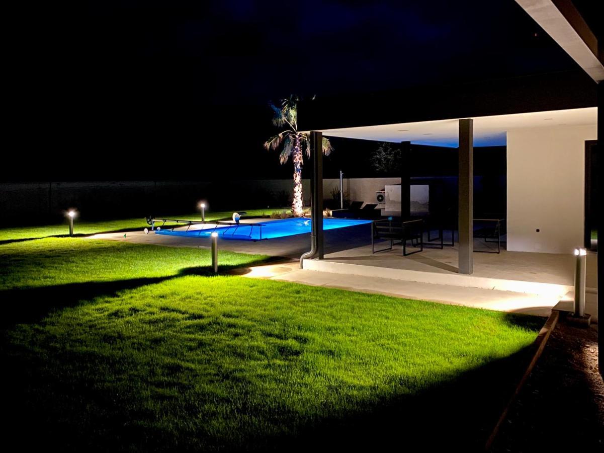 Villa Eni Medulin Sisan Heated Pool Exteriér fotografie