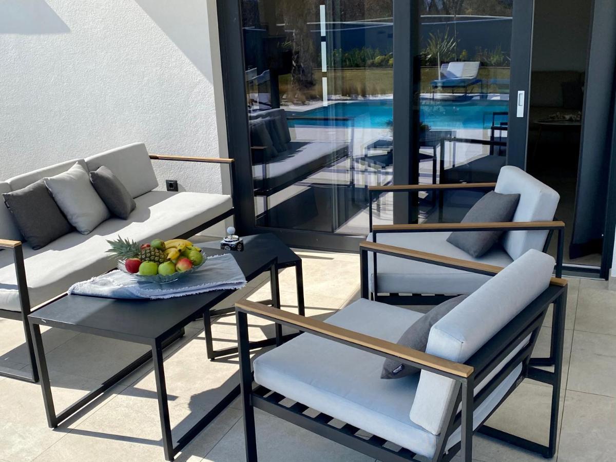 Villa Eni Medulin Sisan Heated Pool Exteriér fotografie